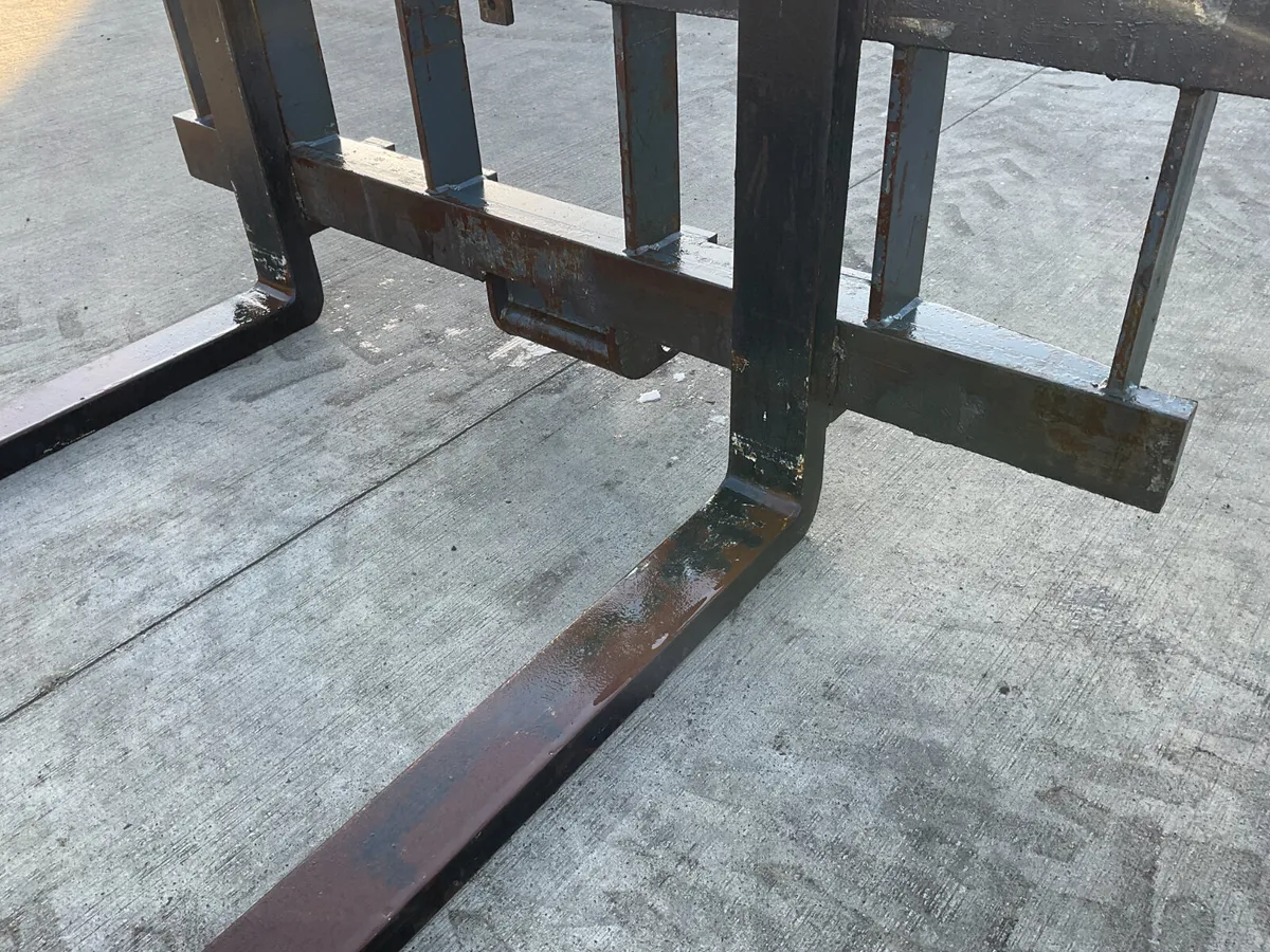 Merlo Heavy Duty Fork & Carriage - Image 3