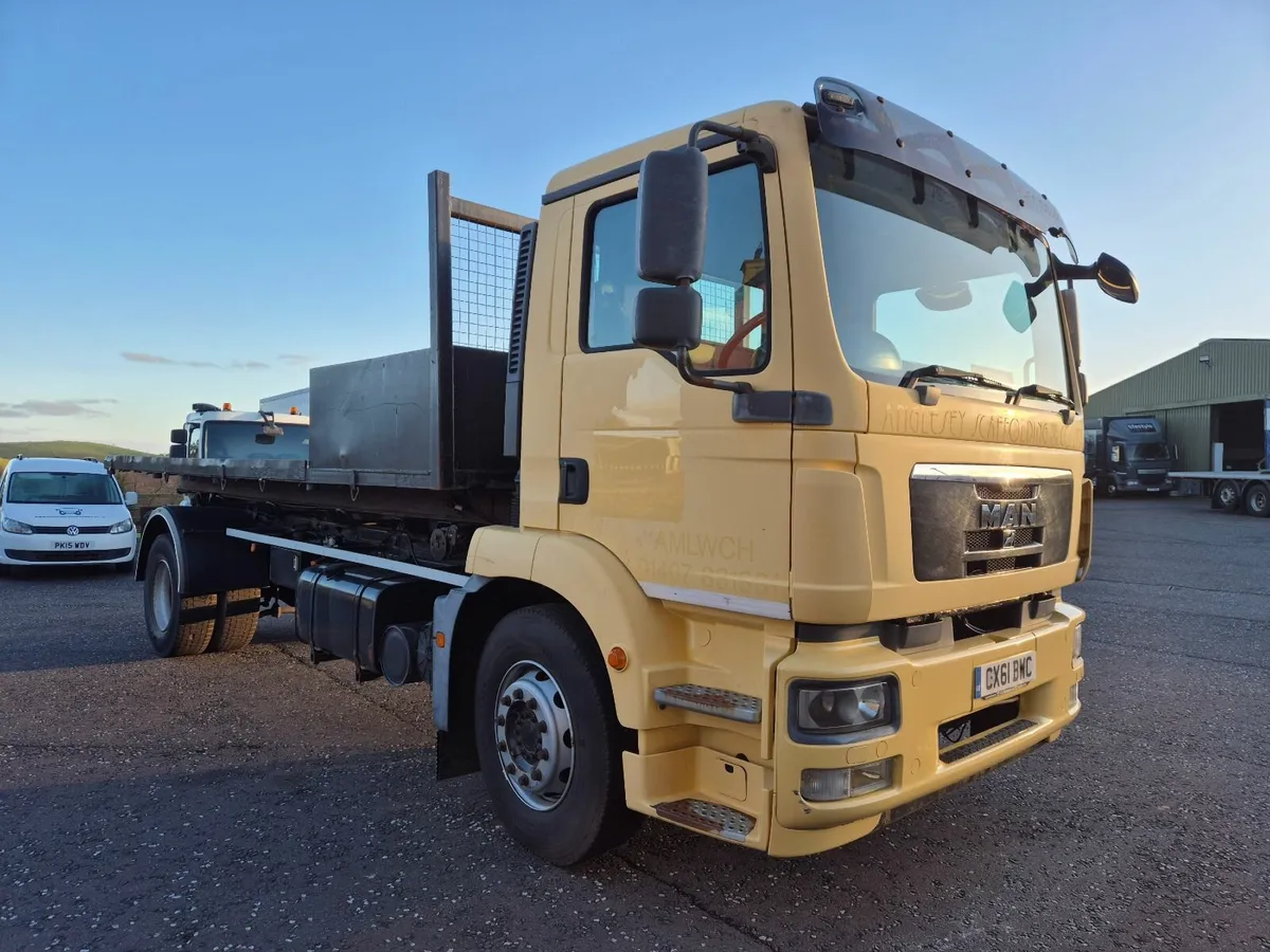 2012 Man 18ton 250 Roll on Roll off - Image 2