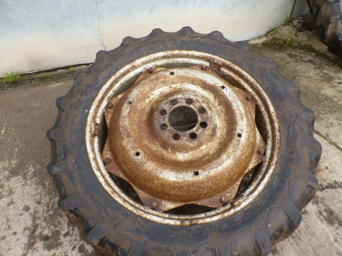 Pair 8 Stud 38 Rims - Image 2