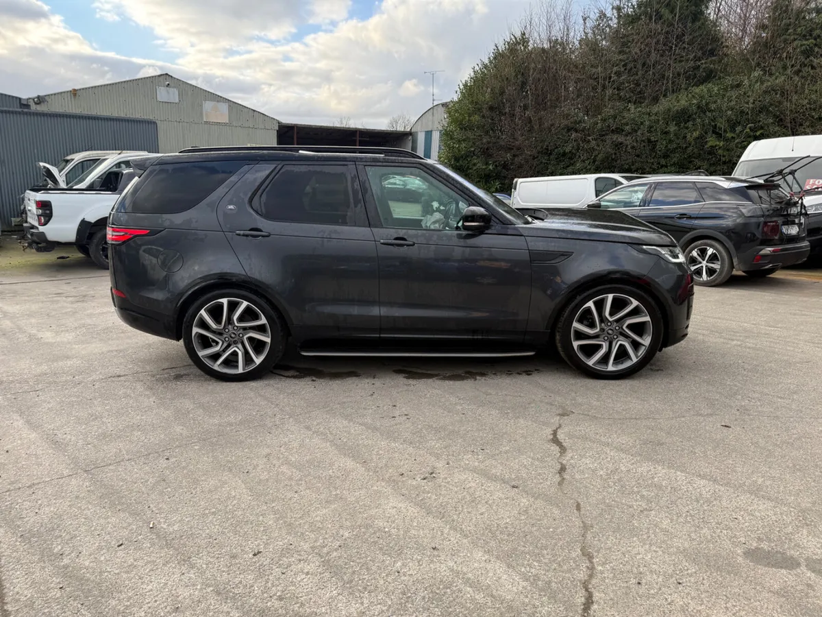 2018 Land Rover Discovery 3.0 HSE Auto Luxury - Image 1