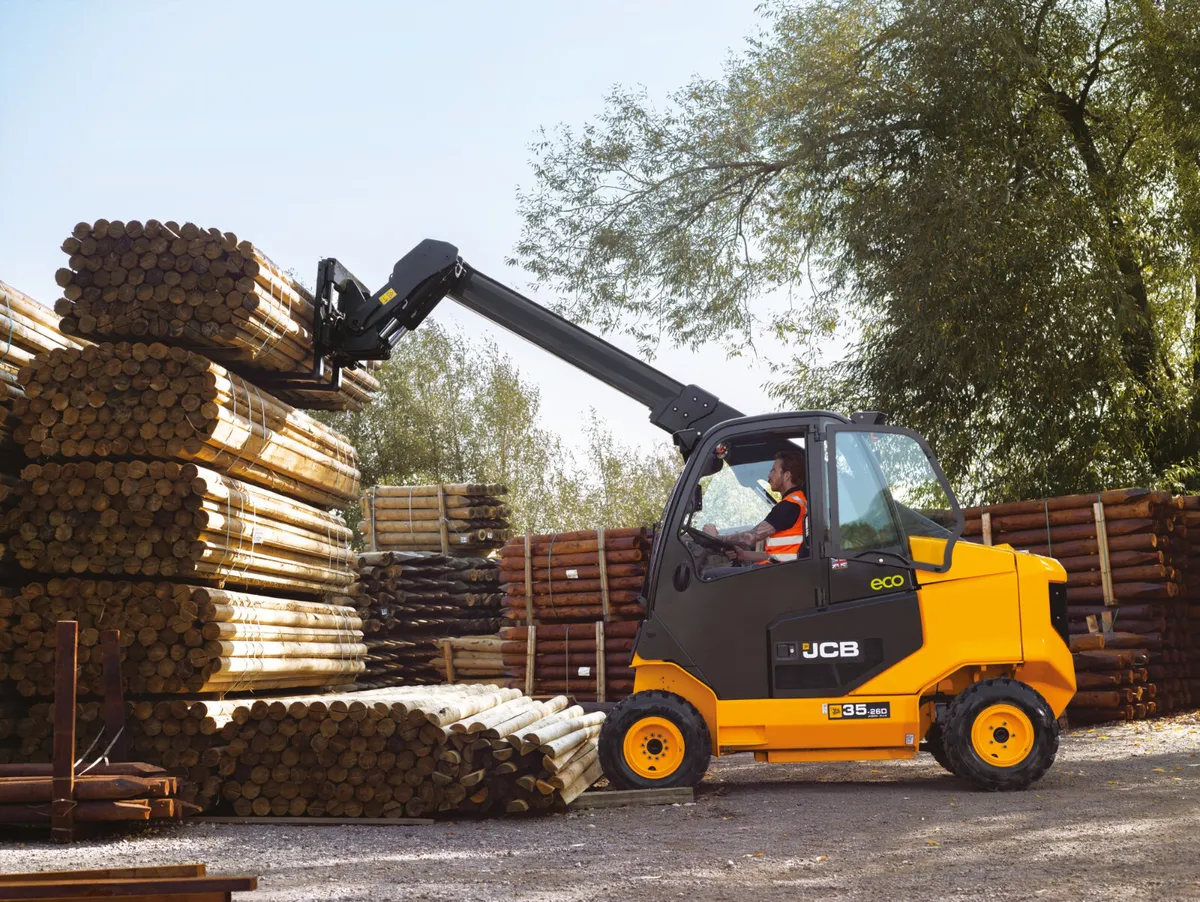 JCB 30-19D 30-20D HL  30-23D 35-26D 4x4 FORKLIFT - Image 1