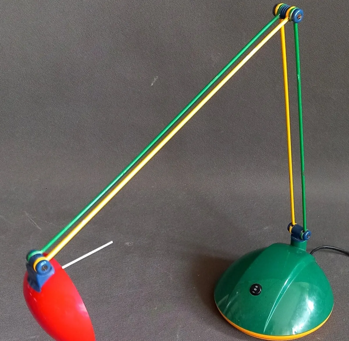 Iconic Milano lamp BENETTON colours - Image 4