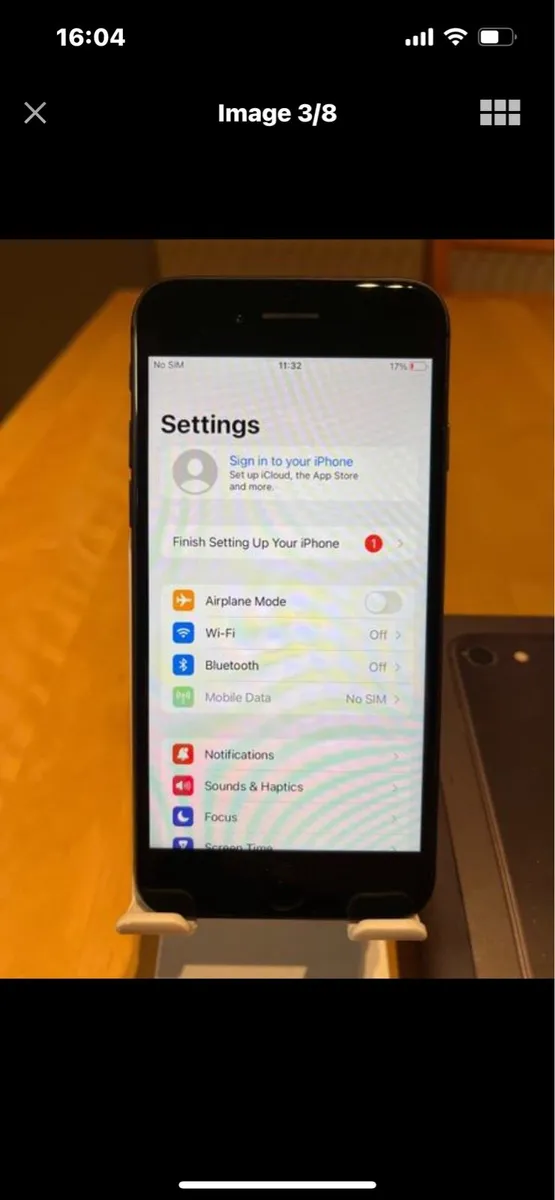 iPhone 8 - Image 3