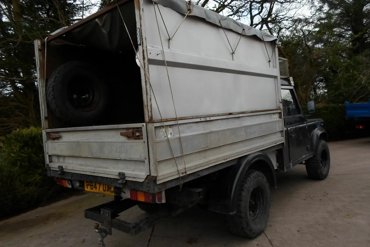 Land Rover tipper - Image 3