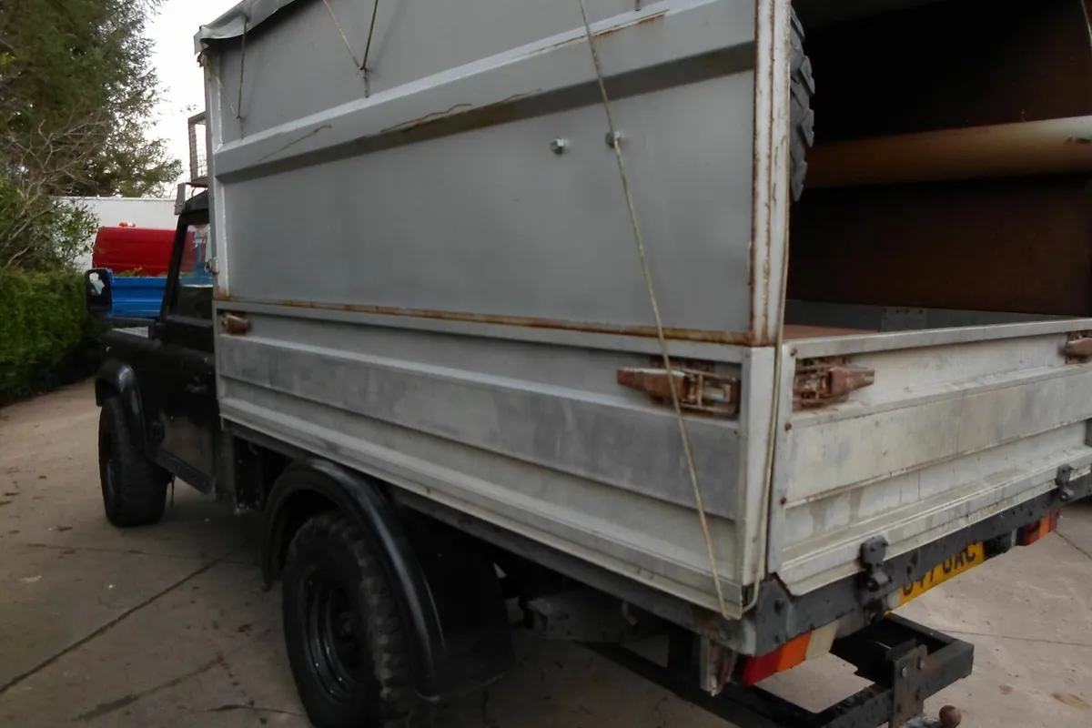 Land Rover tipper - Image 4