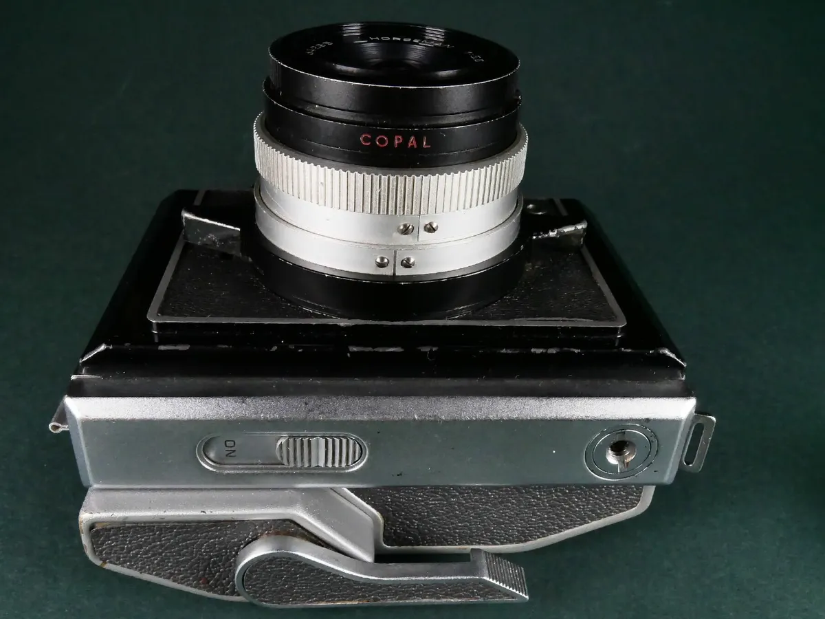 Convertible Horseman Medium Format Camera 6x7 62mm - Image 3