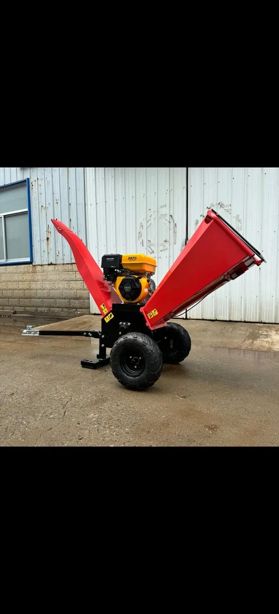 15hp petrol wood chippers - Image 2