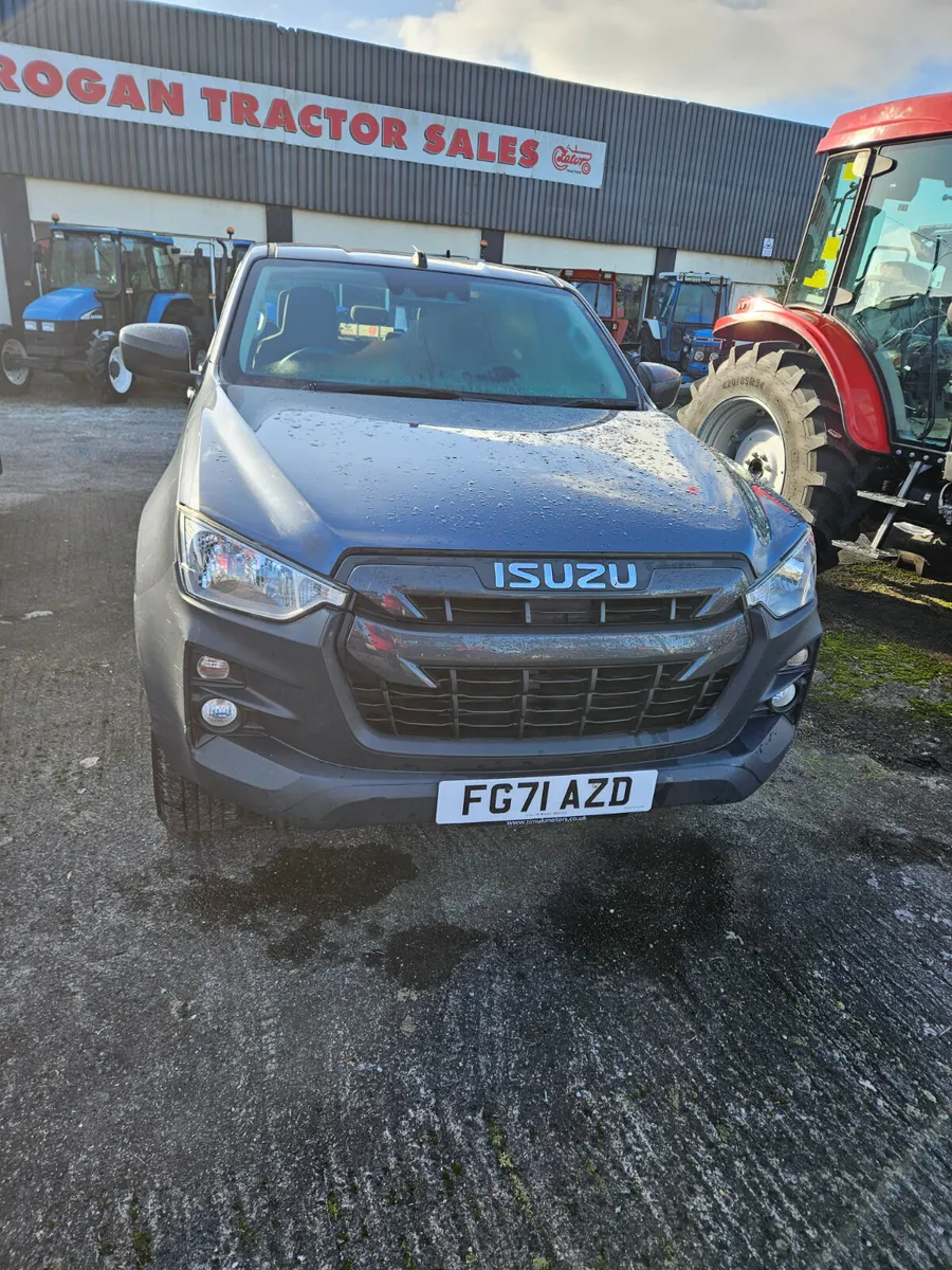 Isuzu - Image 1