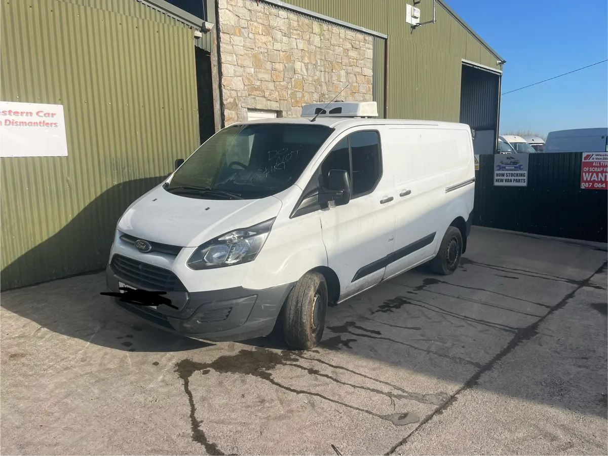 2015 Ford transit custom 2.2 for dismantling
