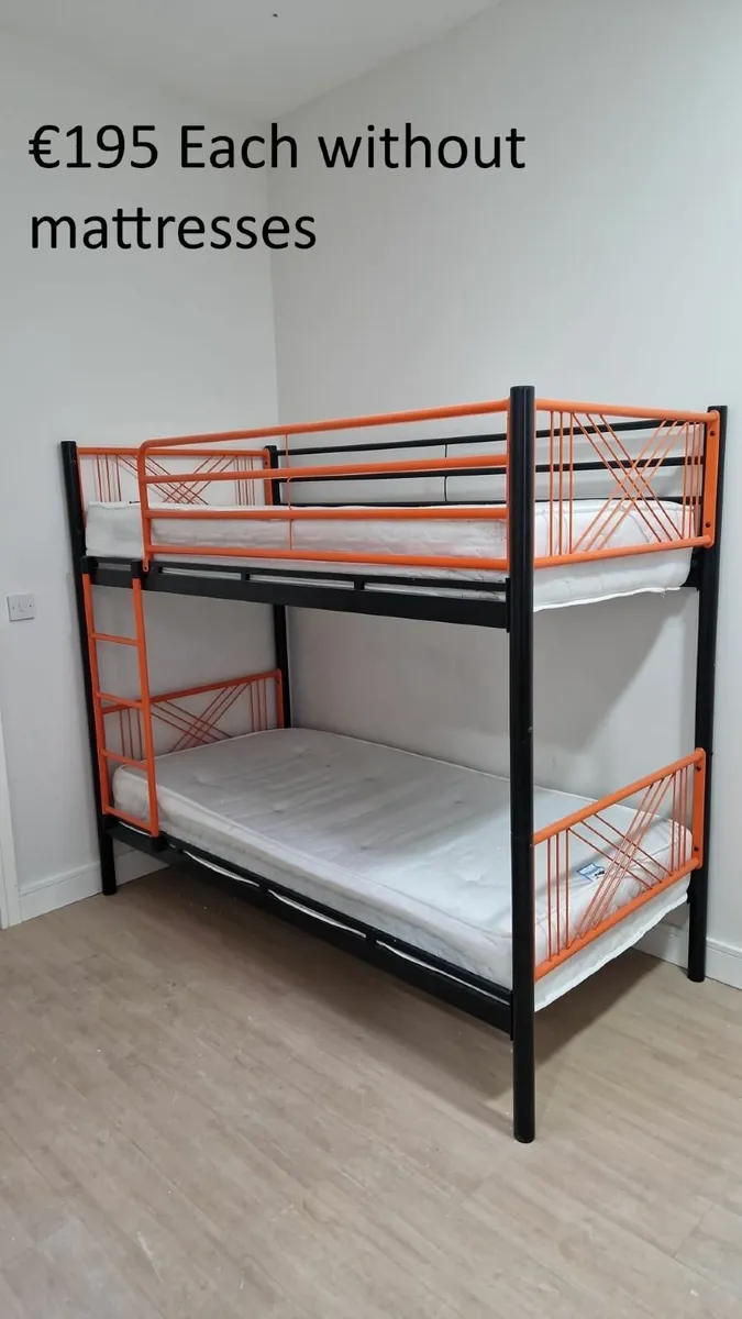 Bunk beds - Image 1
