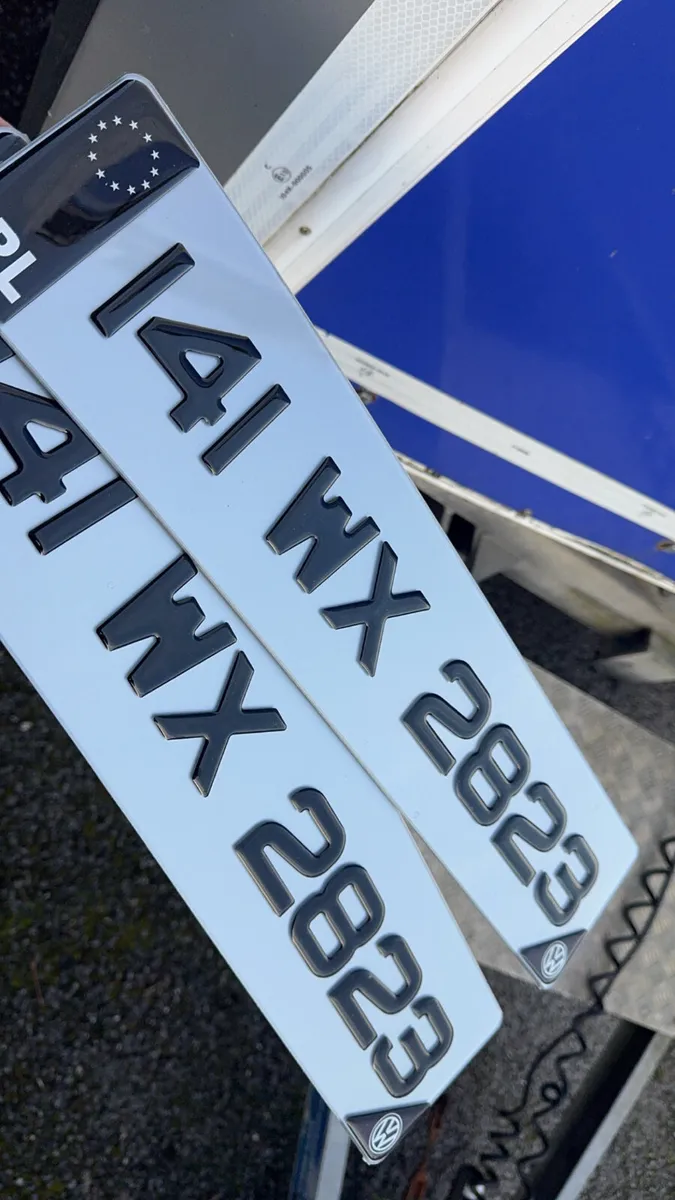 Ultimate lightly tinted gel number plates - Image 1