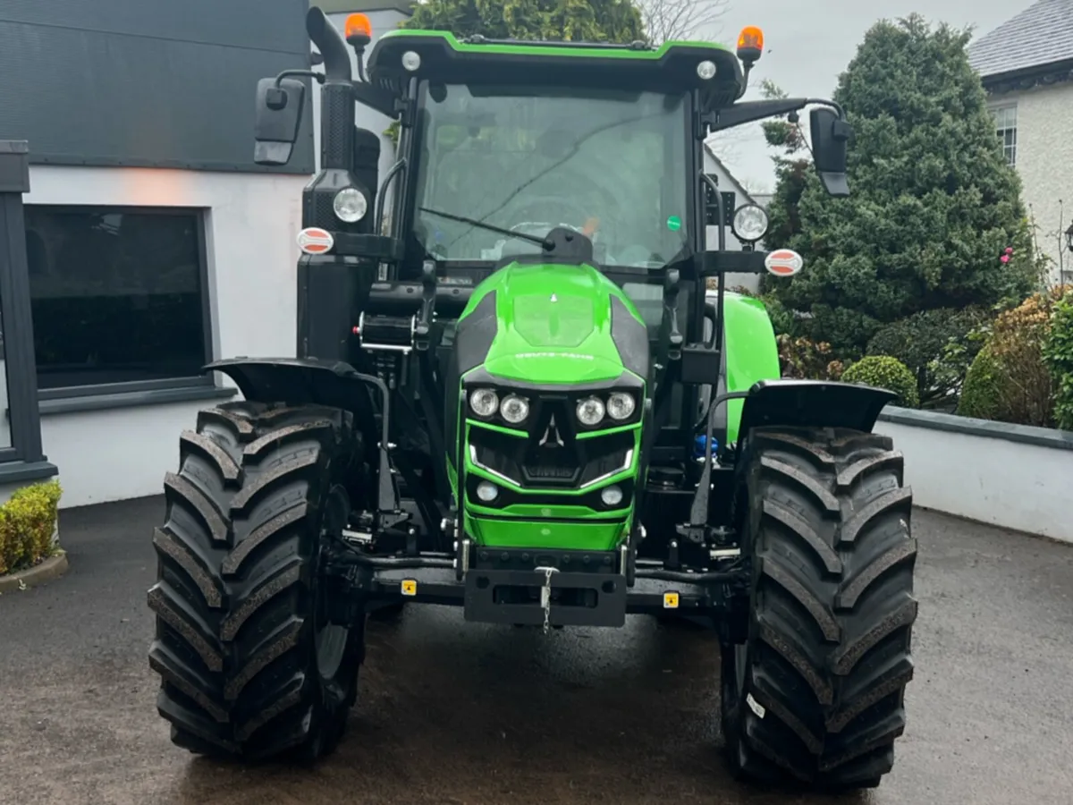 All New Deutz-Fahr 5125 Stage5 Loader ready - Image 4