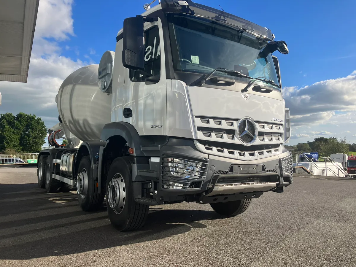 New In Stock Mercedes Benz Arocs 3243 Mixer - Image 1