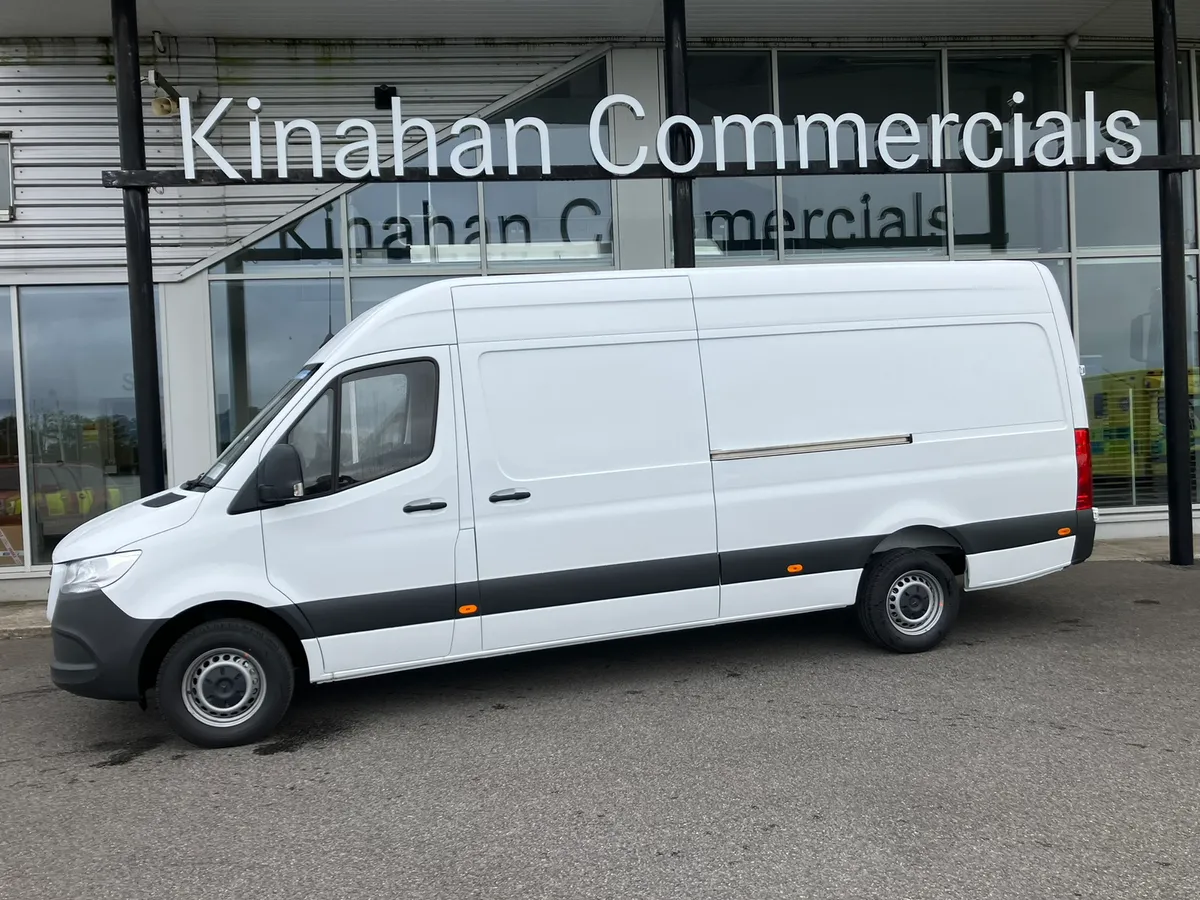 New Sprinter 315/43 LWB PRO Vans in Stock. - Image 2