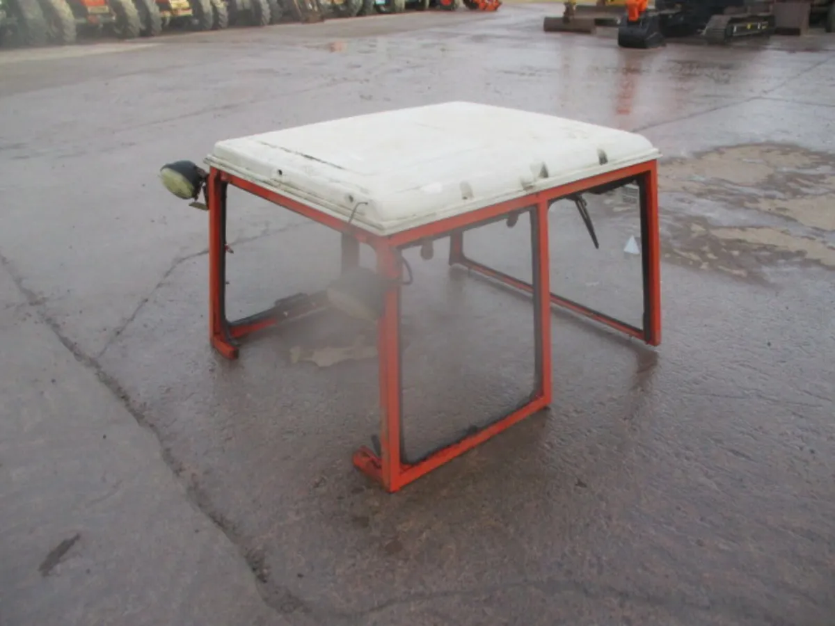 Duncan Cab - Top Half - Image 2