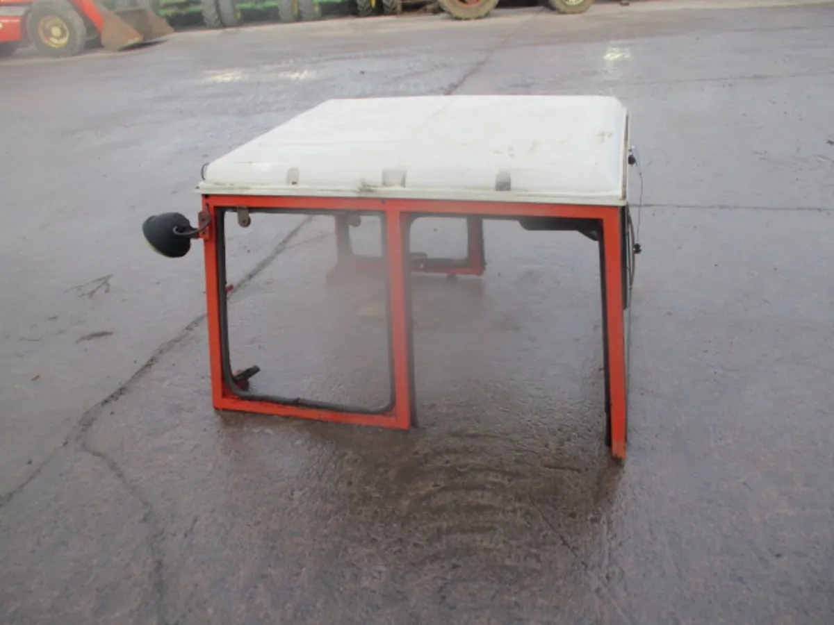 Duncan Cab - Top Half - Image 3