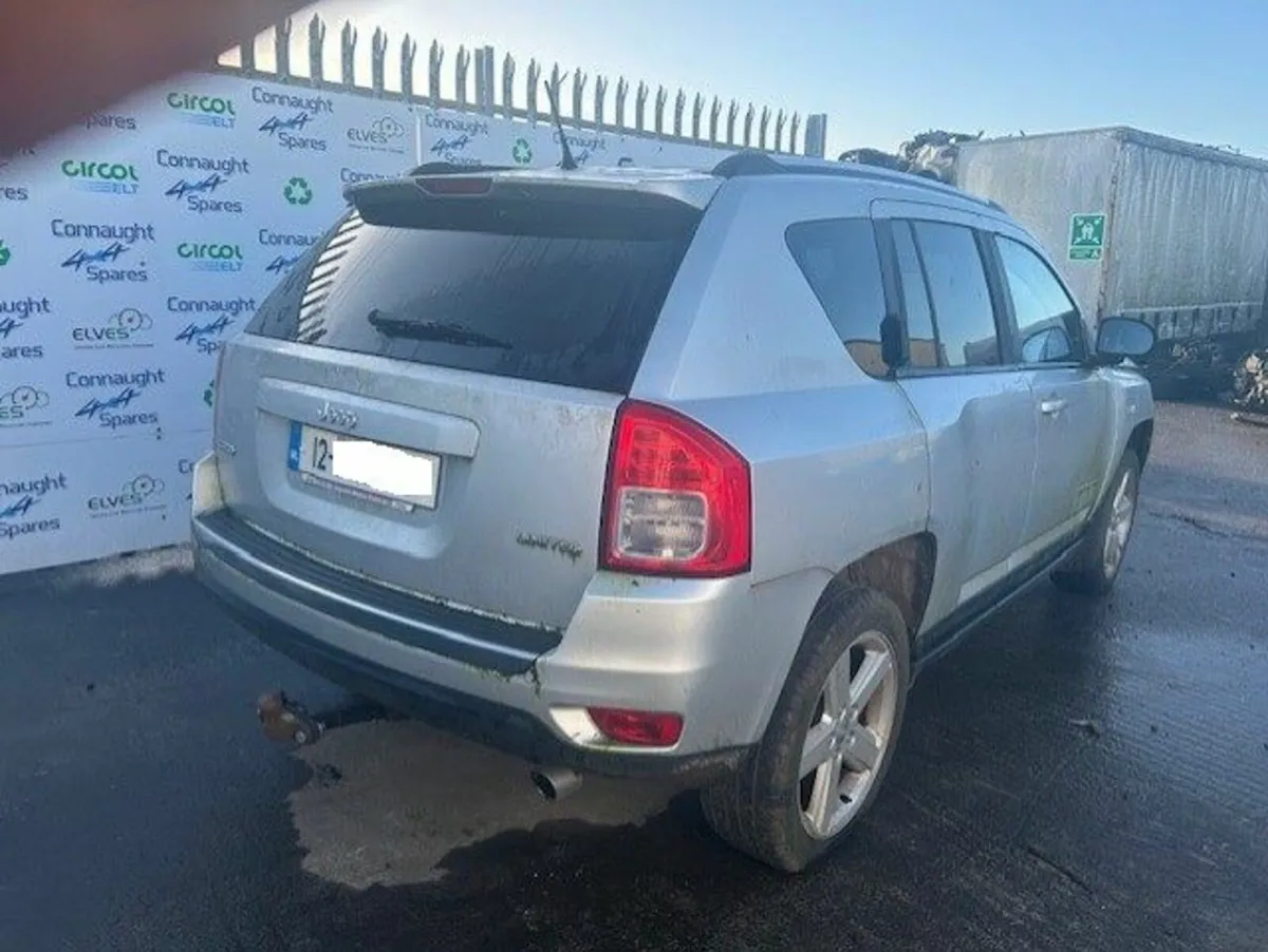 2012 JEEP COMPASS JUST IN FOR BREAKING - Image 3