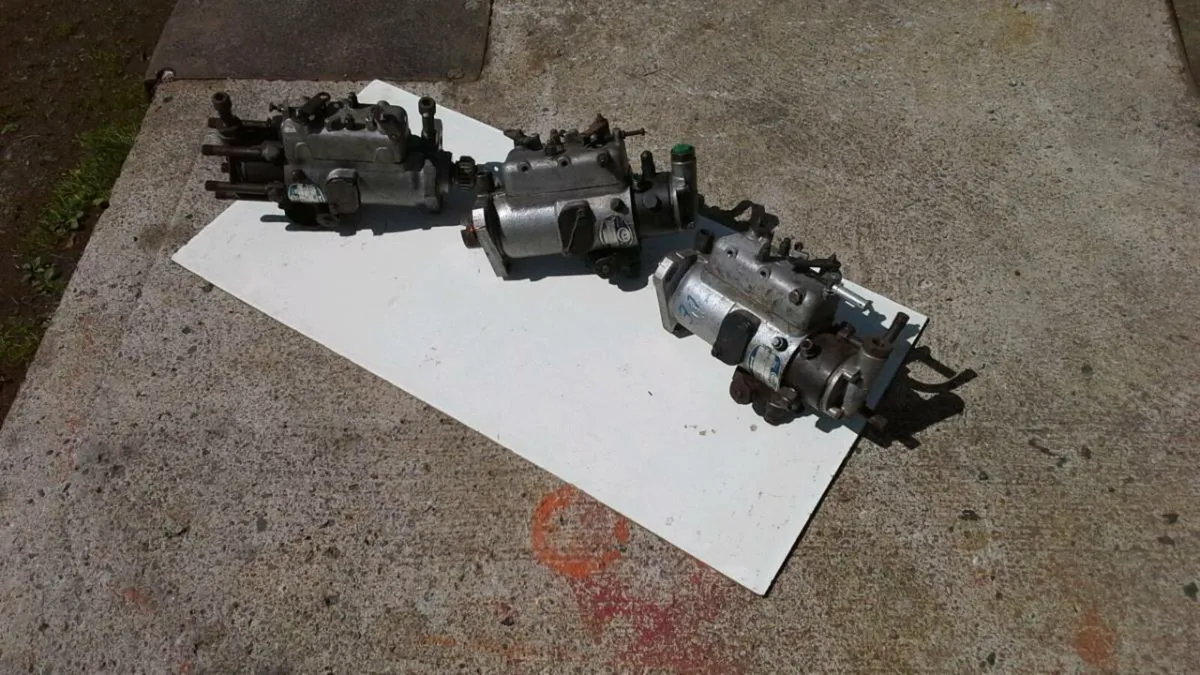 Vintage  machinery - Image 3