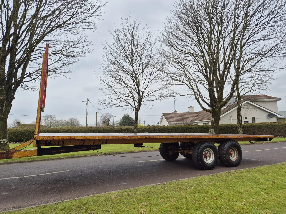 24ft bale trailer - Image 1