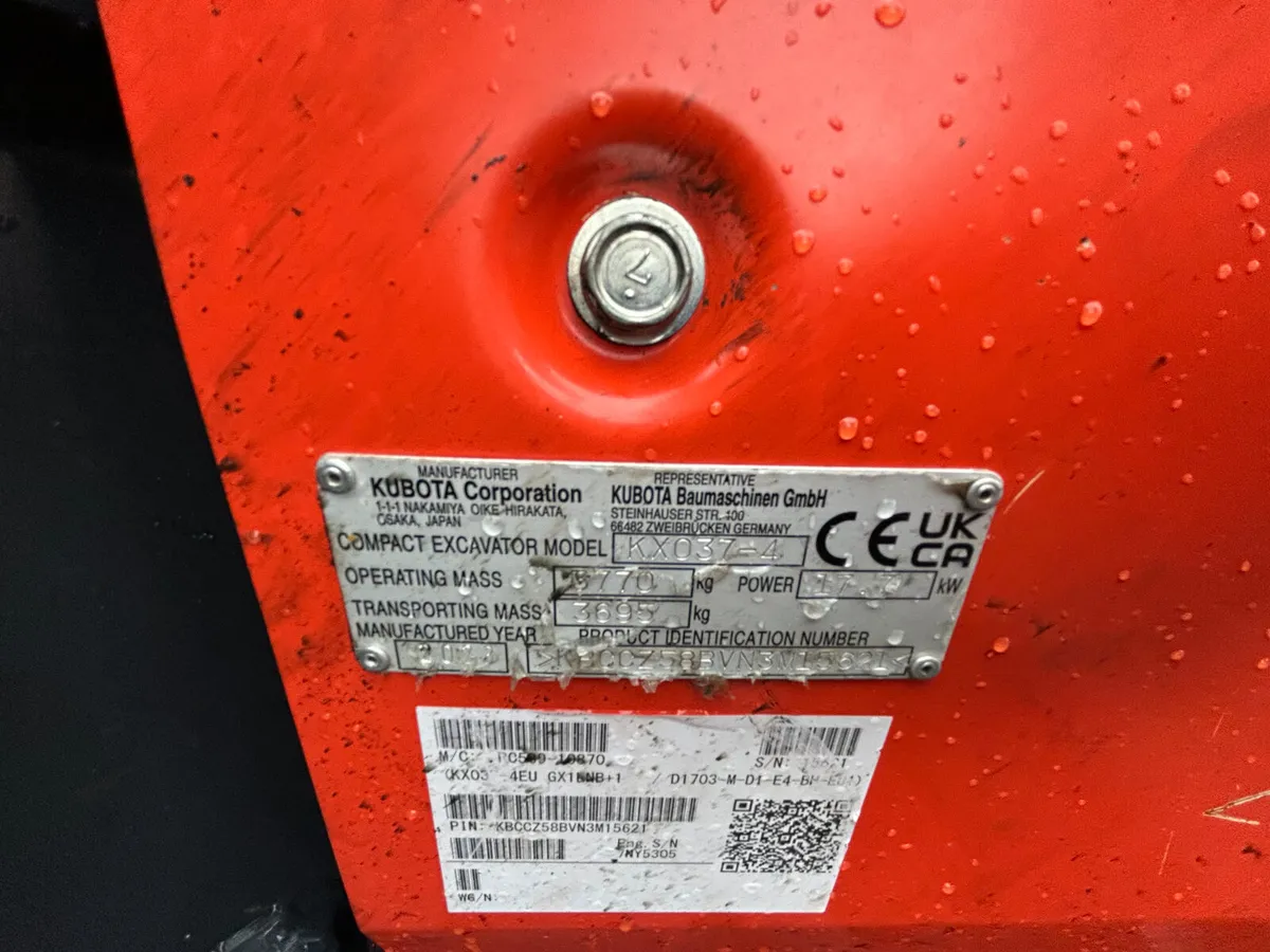 2023 Kubota KX037-4 digger - Image 3