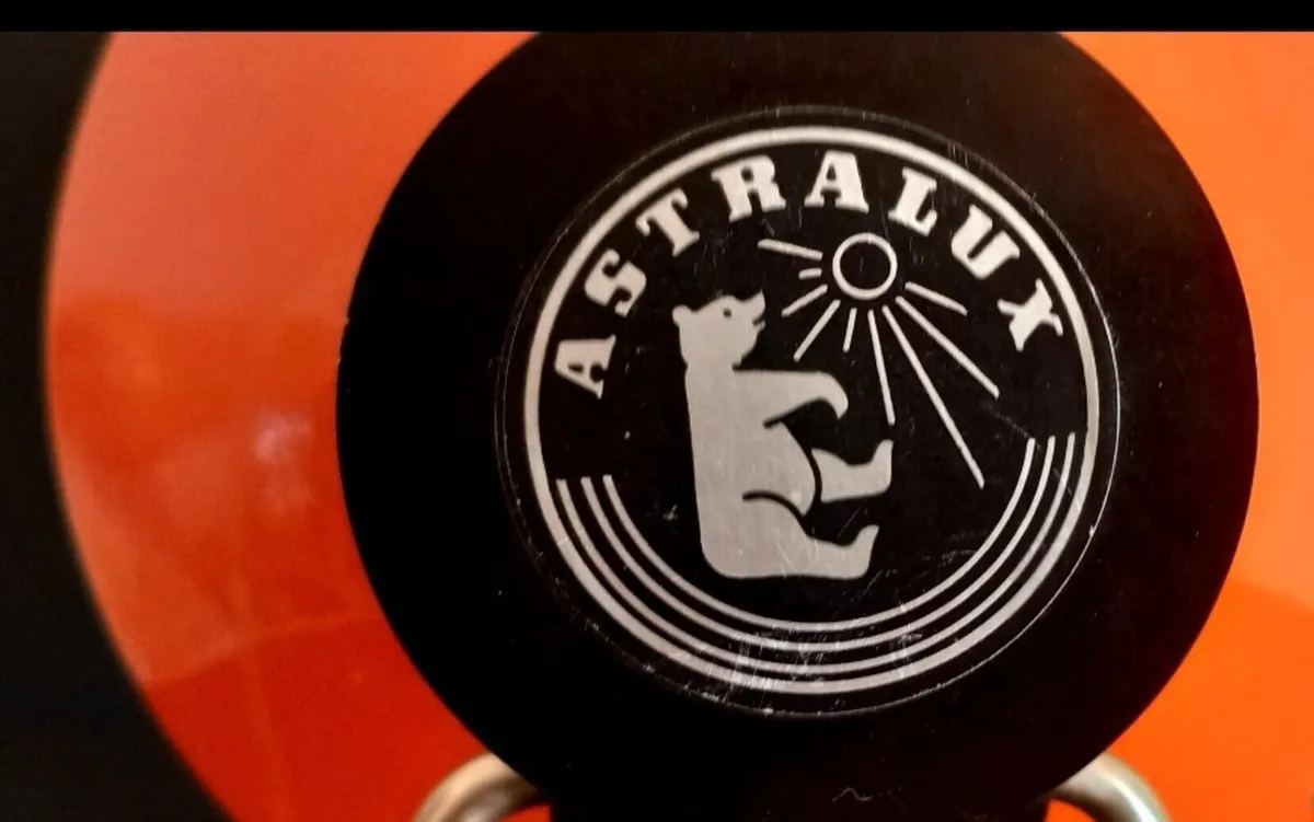 Space age Astralux lamp - Image 3