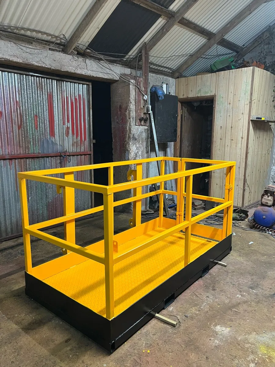 Man baskets/ calf transporter - Image 4