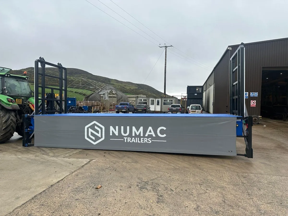 Numac bale trailer - Image 2