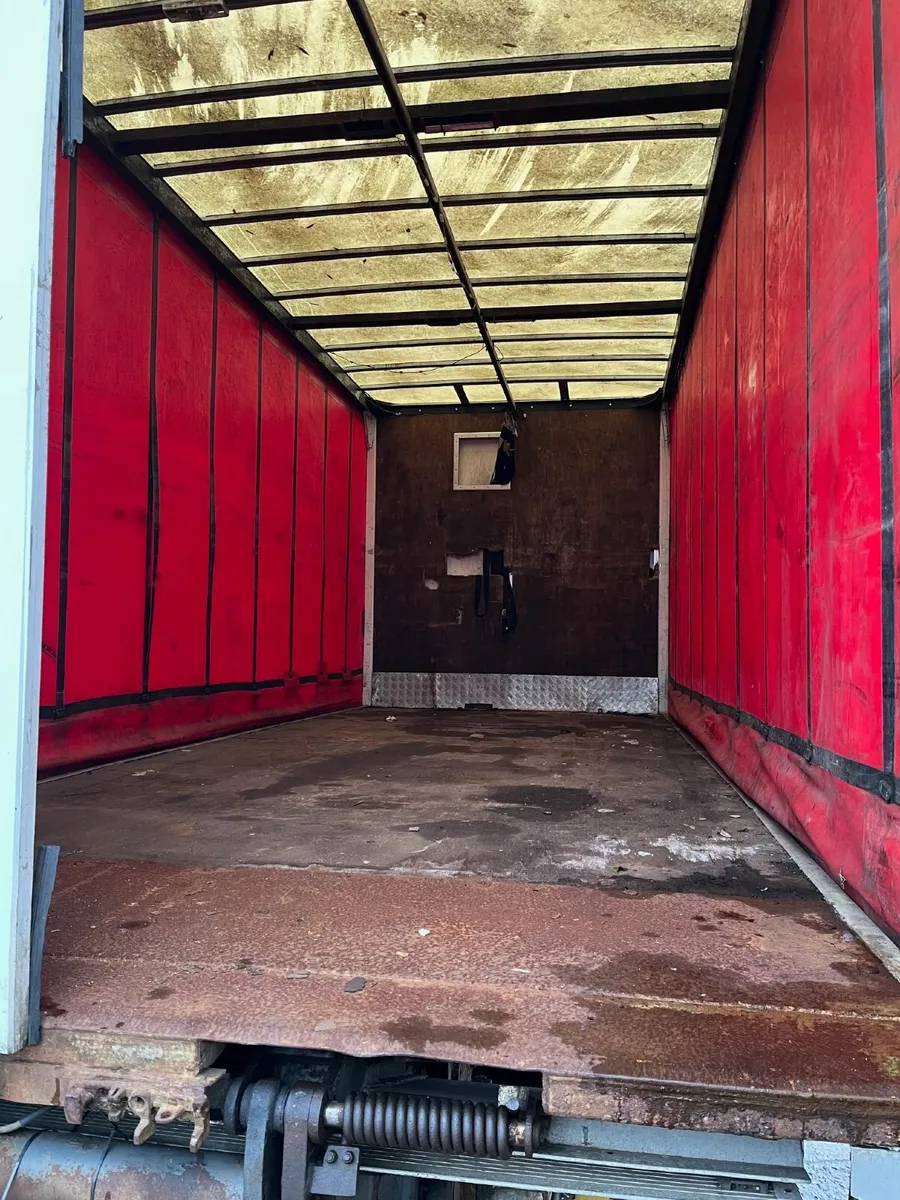 Mercedes ATEGO Sleeper Cab 7500Kg, curtain sider - Image 4