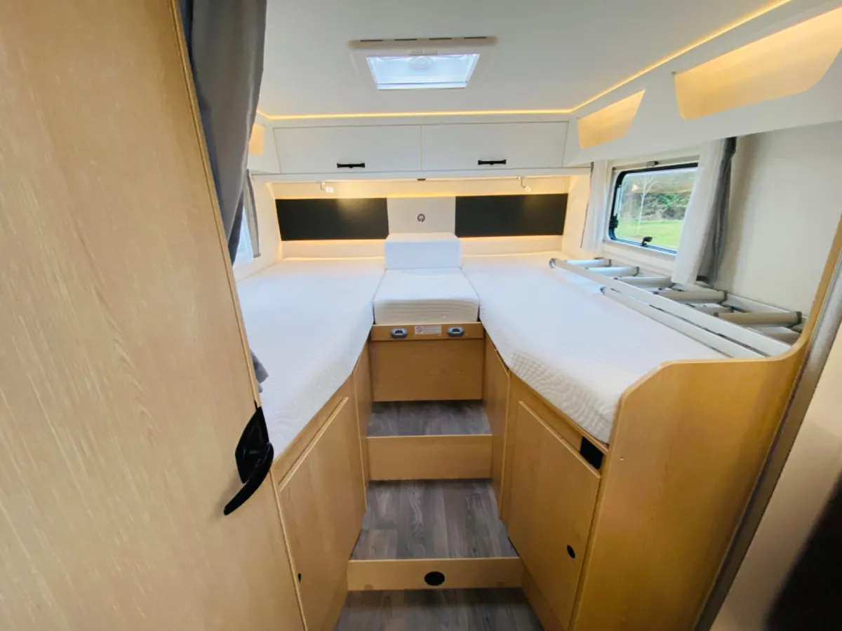 2023 SUNLIGHT T68 ADVENTURE EDITION 4 BERTH L.H.D - Image 3
