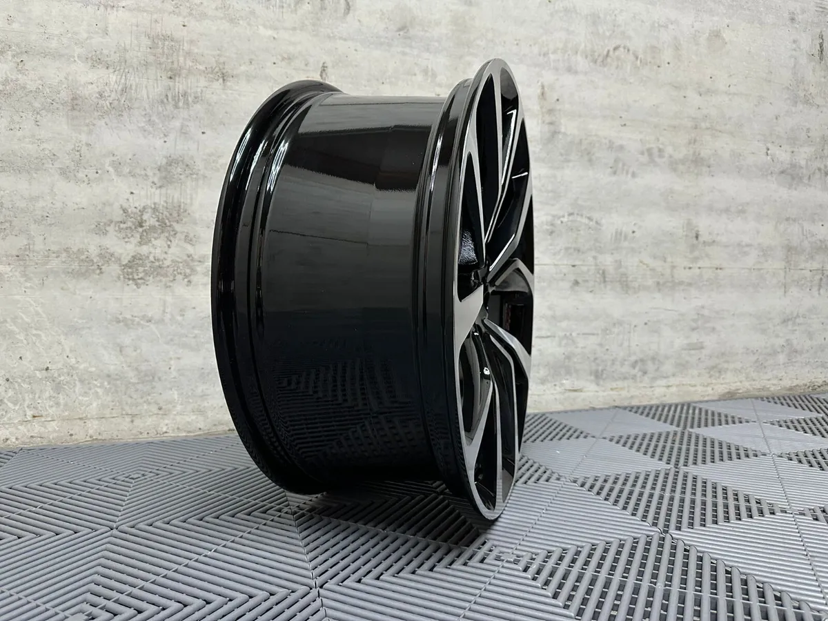 19" Inch Hyundai U Alloys Kia qashqai 5x114.3 - Image 3