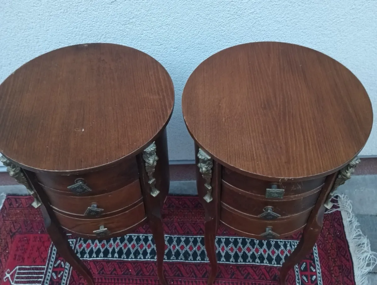 Pair of Empire bedside cabinet with bras caryatids - Image 2