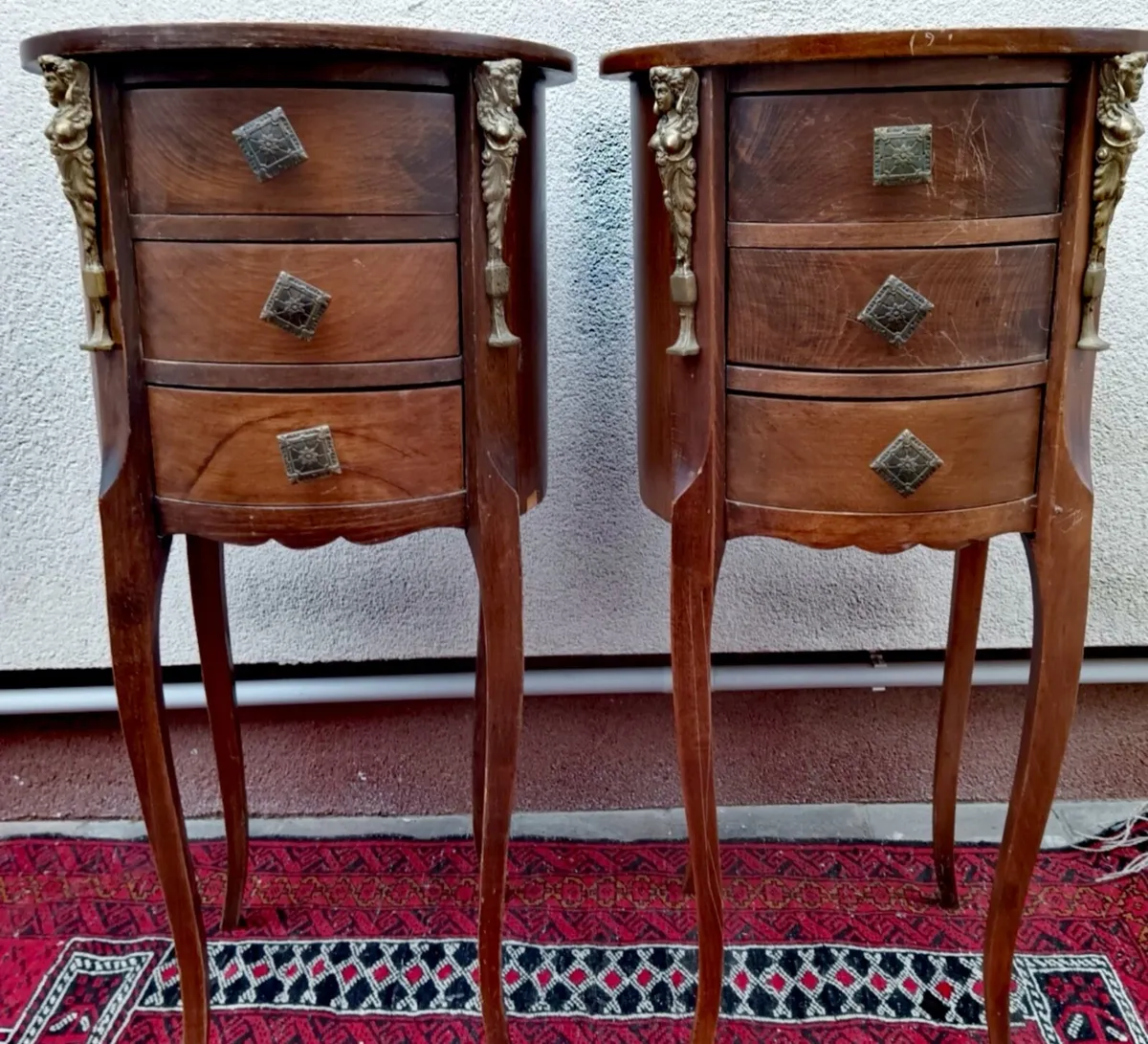 Pair of Empire bedside cabinet with bras caryatids - Image 1
