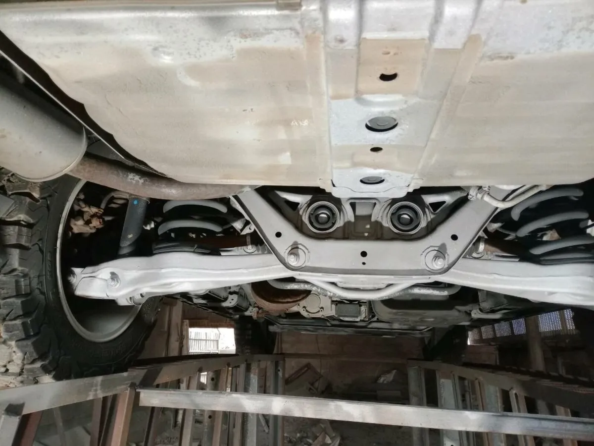 Mobiblast sandblasting and underbody treatment - Image 3