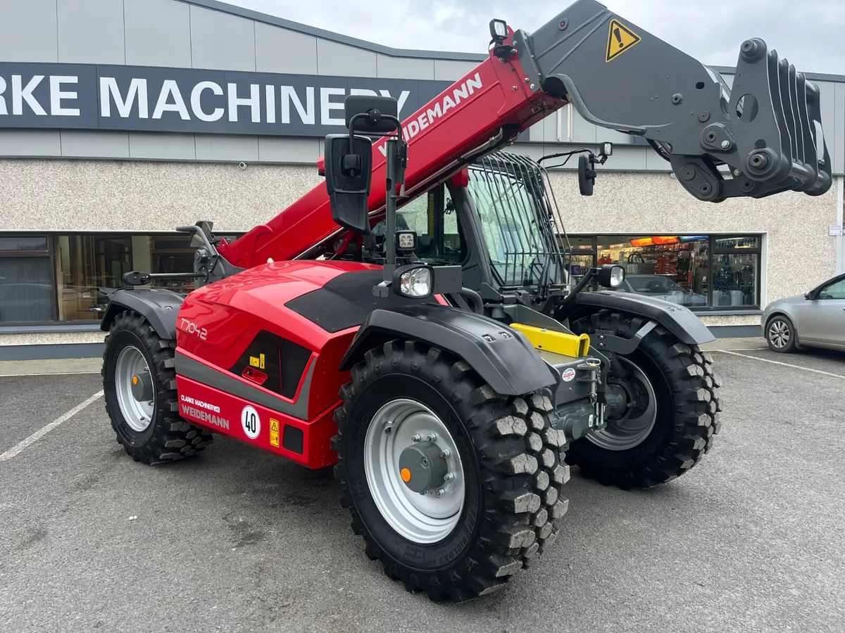The New Weidemann T7042 - Image 1
