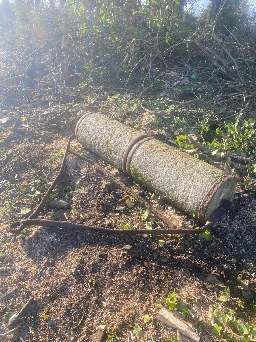 Vintage Concrete roller - Image 1