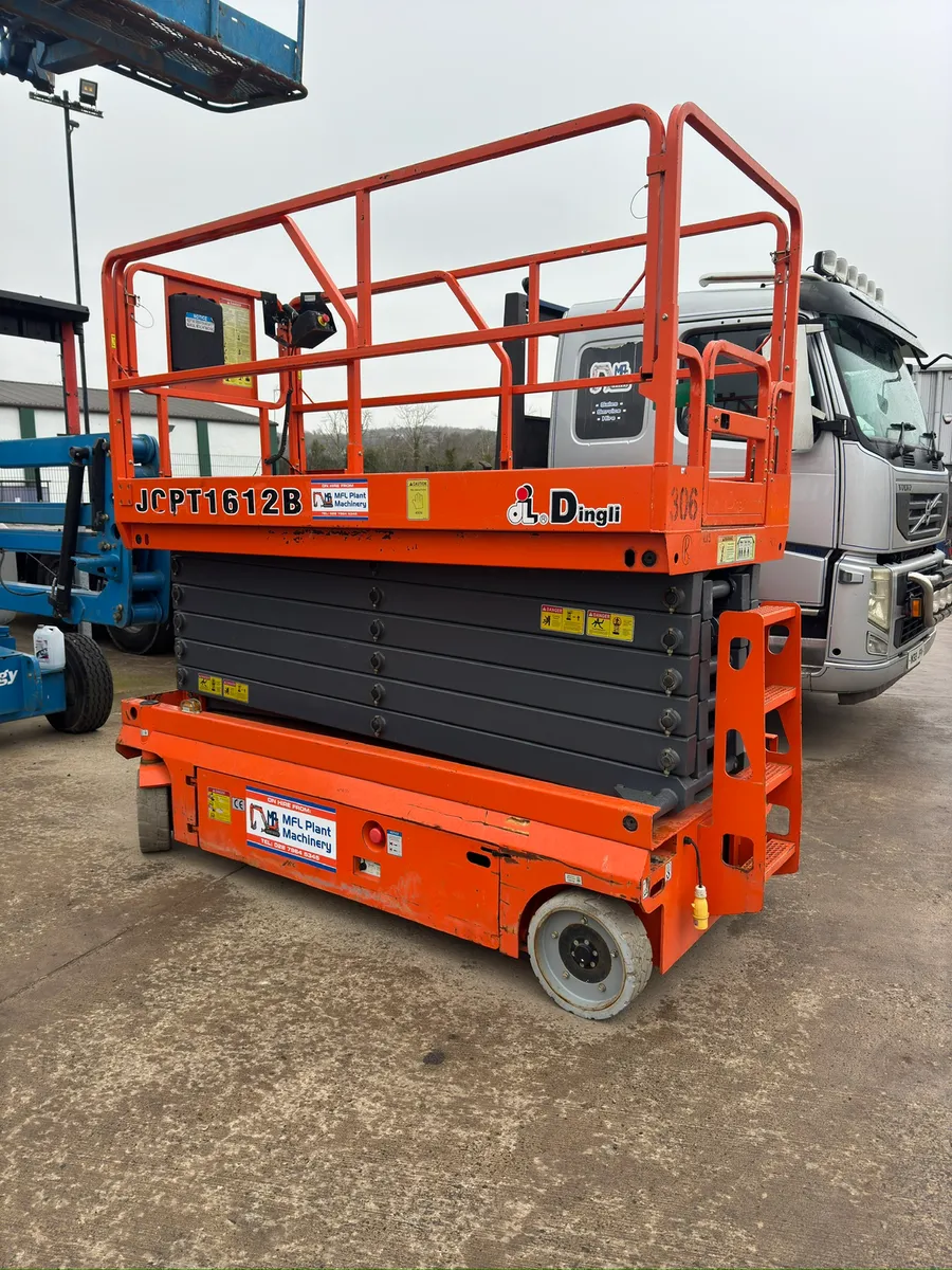 16m Dingli Scissor Lift - Image 1