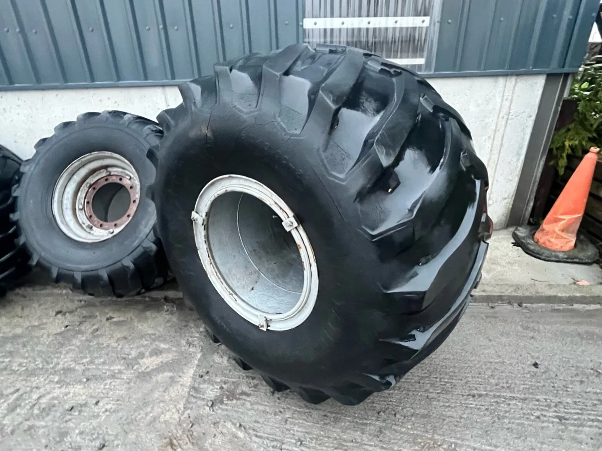 Floatation Tyres + Rims - Image 3
