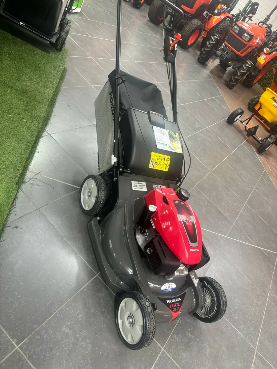 Honda HRX537 HYE Walk behind Lawnmower - Image 3