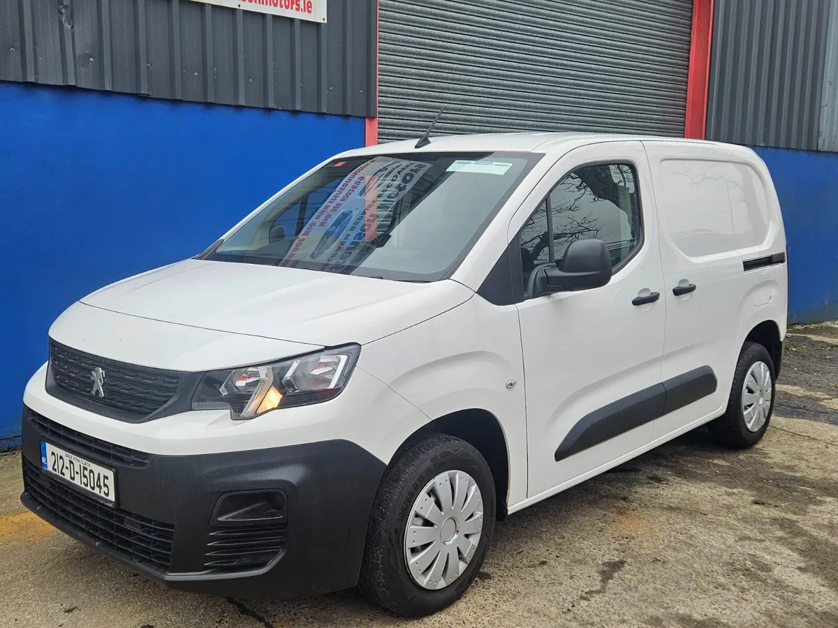 Peugeot Partner 2021 with only 50000 Kilometres - Image 3