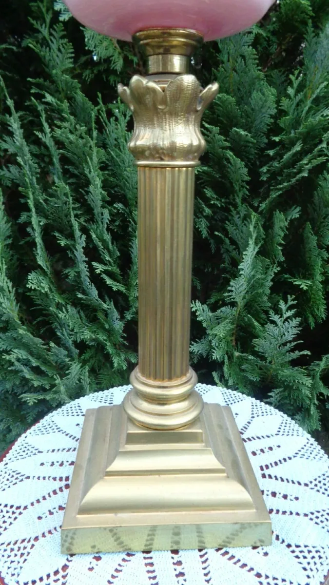 Genuine Victorian Cranberry twin duplex oil lamp. - Image 4