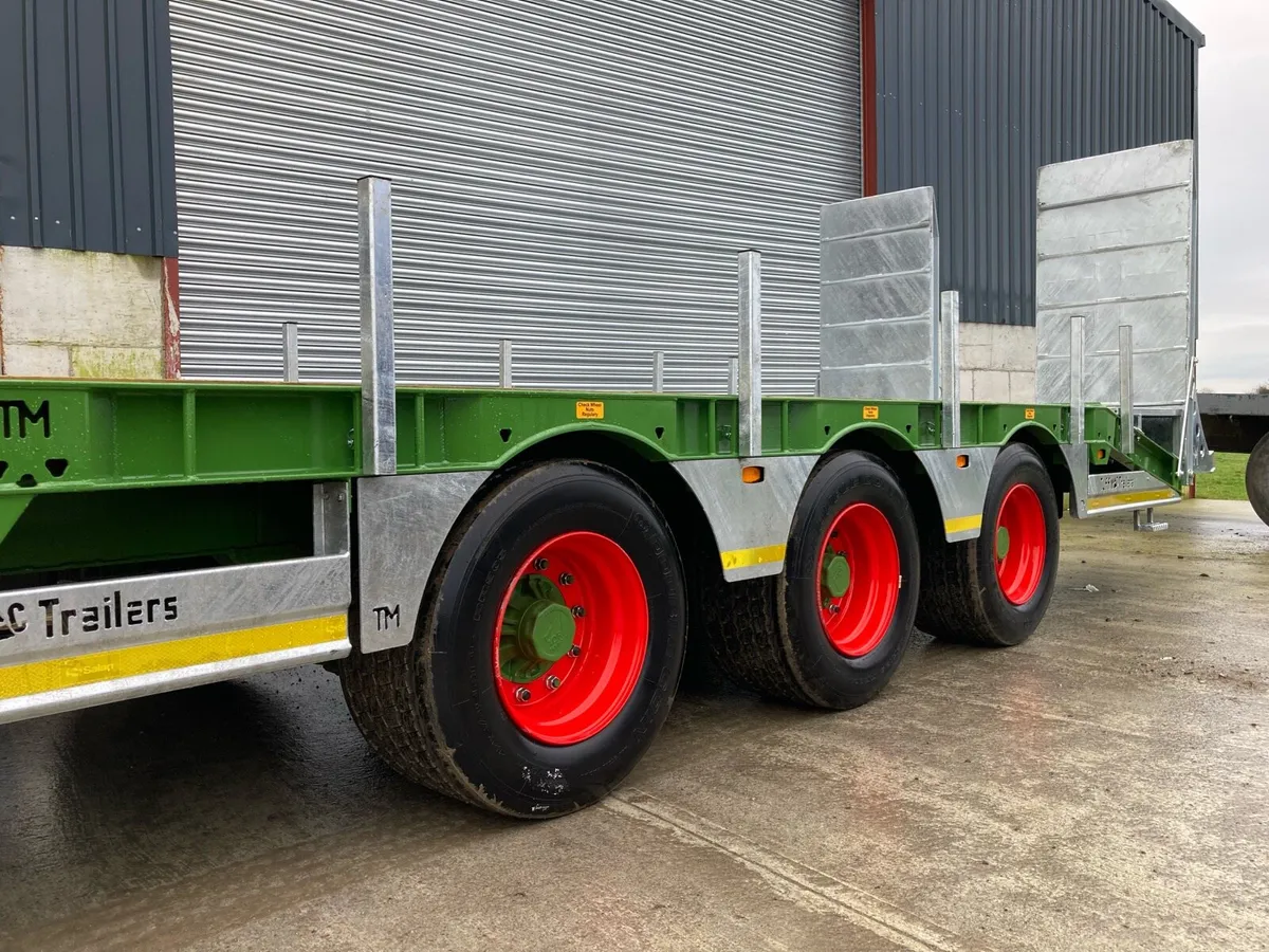 Tuffmac 28 ft lowloader - Image 4