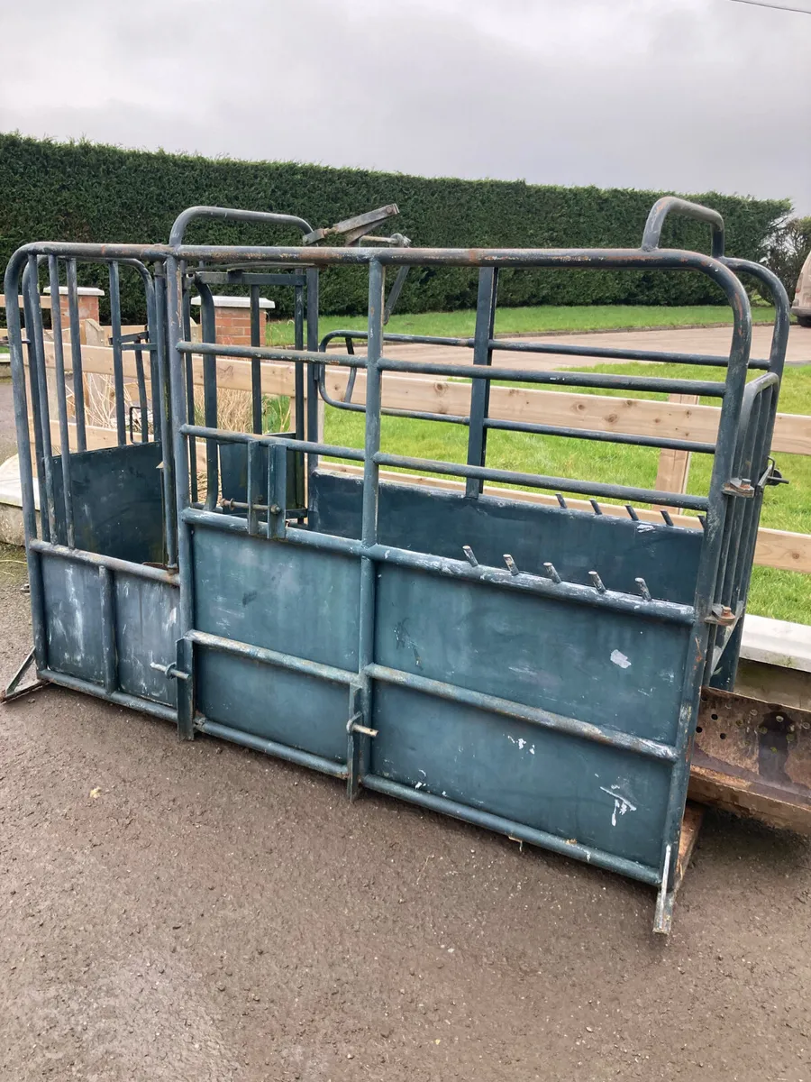 Farm machinery - Image 1