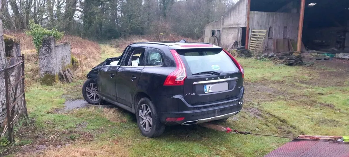 2014 VOLVO XC60 2.0 D AUTO GEARBOX ♻️ FOR PARTS♻️ - Image 3