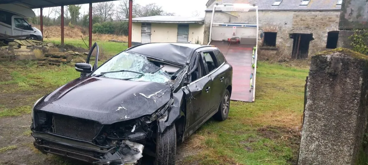 2014 VOLVO XC60 2.0 D AUTO GEARBOX ♻️ FOR PARTS♻️ - Image 4