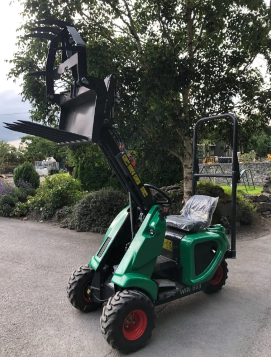 Adare Winston 803 mini loader for sale - Image 3