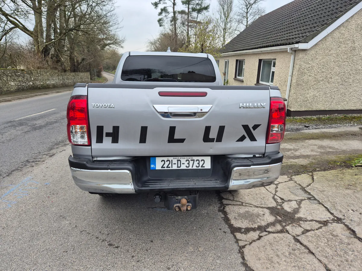Toyota Hilux 2022 - Image 4