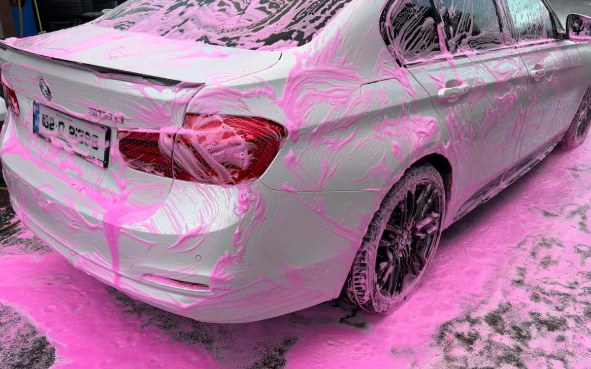 Ultimate pink snow foam shampoo
