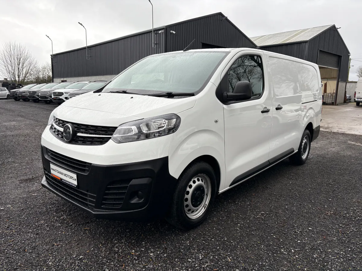 Vauxhall Vivaro - Image 2