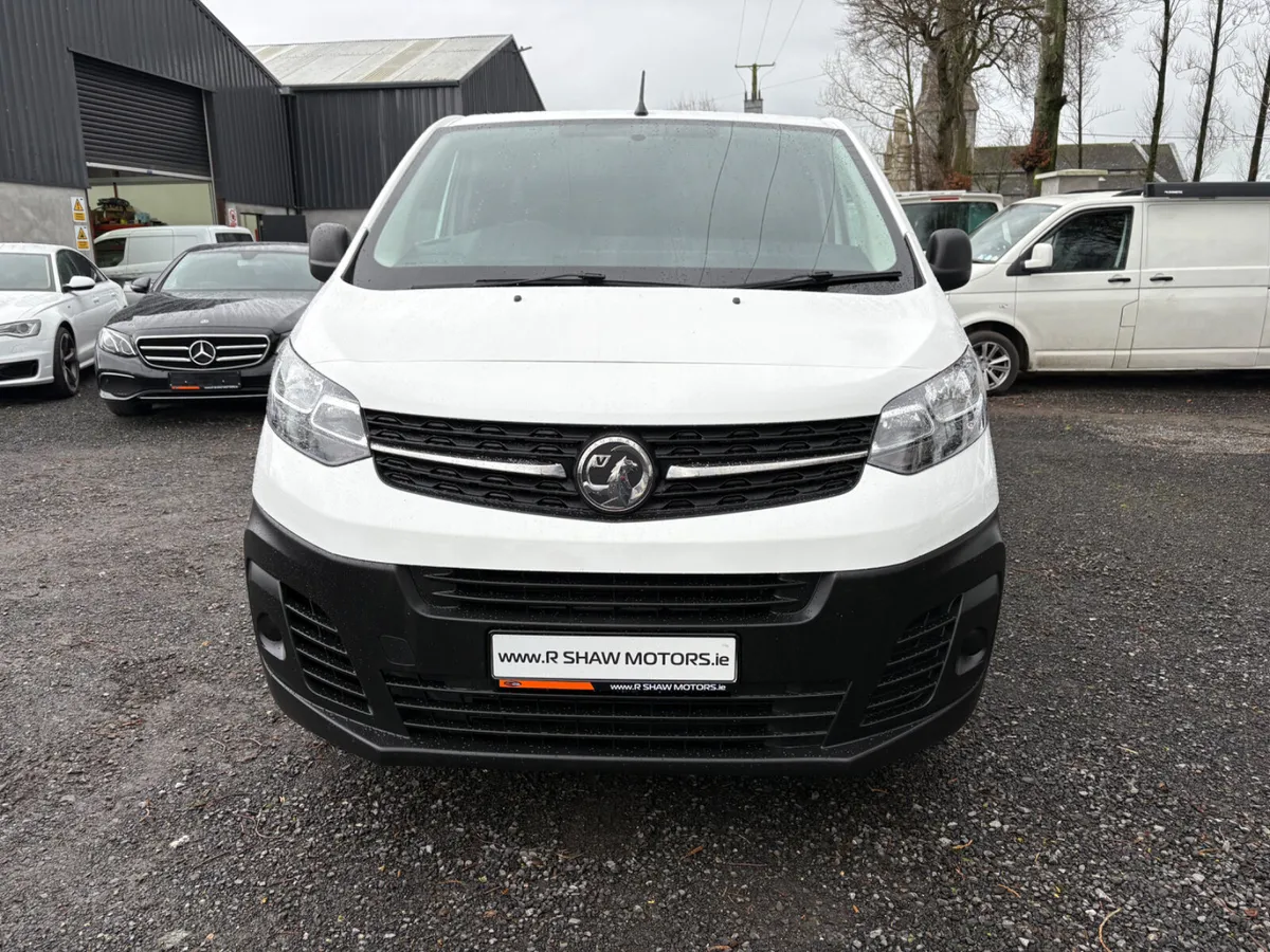Vauxhall Vivaro - Image 4
