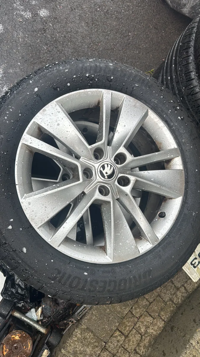18” Skoda kodiaq alloys & tyres